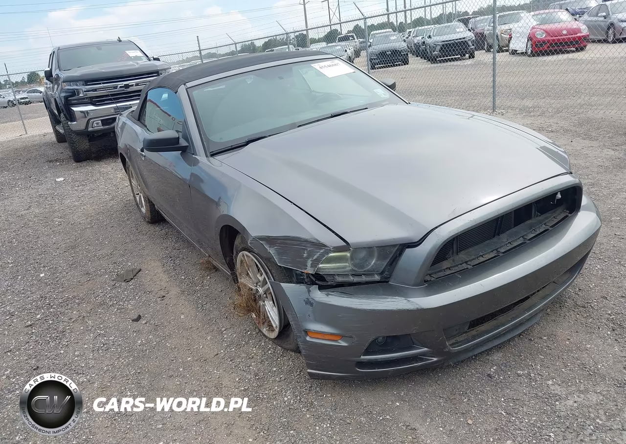 2014 Ford Mustang V6-V6 Premium – zdjęcie 1 z 19