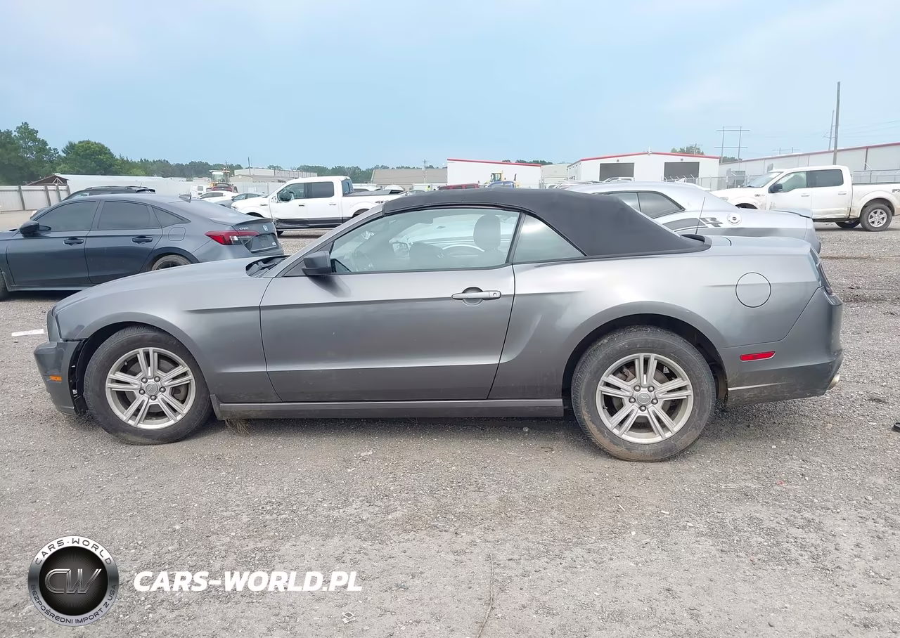 2014 Ford Mustang V6-V6 Premium VIN:1ZVBP8EM4E5292791 - 15