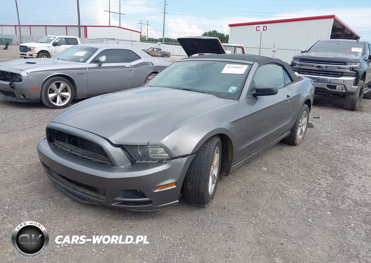 2014 Ford Mustang V6-V6 Premium VIN:1ZVBP8EM4E5292791 - 2