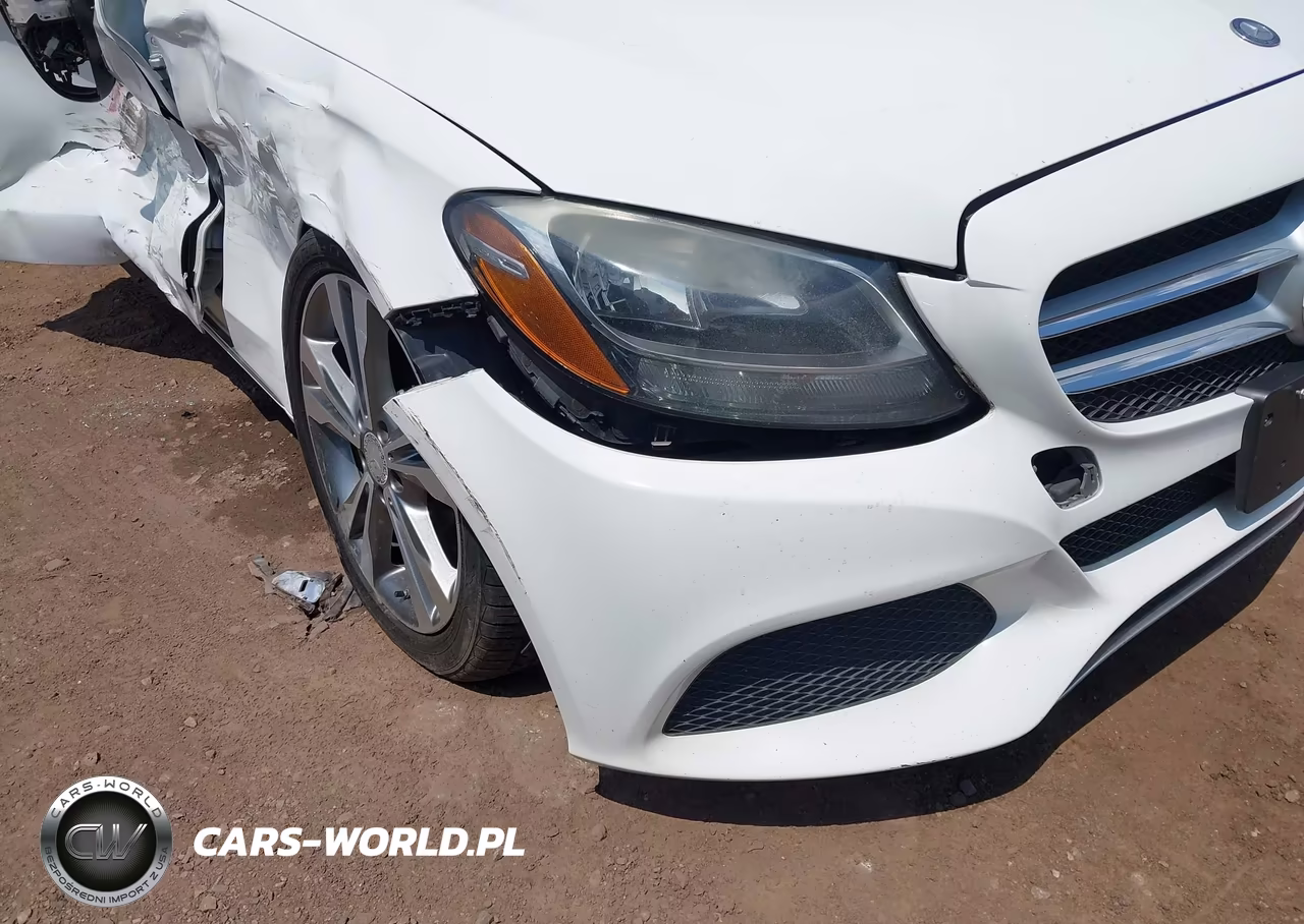 2015 Mercedes-Benz C 300 VIN:55SWF4JB9FU077989 - 6