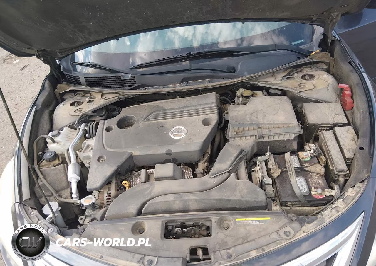 2015 Nissan Altima 2.5 S VIN:1N4AL3AP5FC570632 - 10