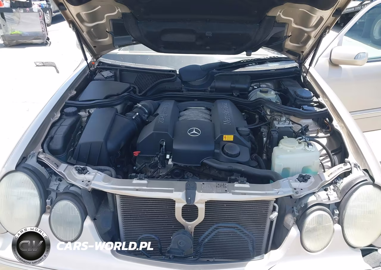 2000 Mercedes-Benz E 320 VIN:WDBJF65J9YB060316 - 10