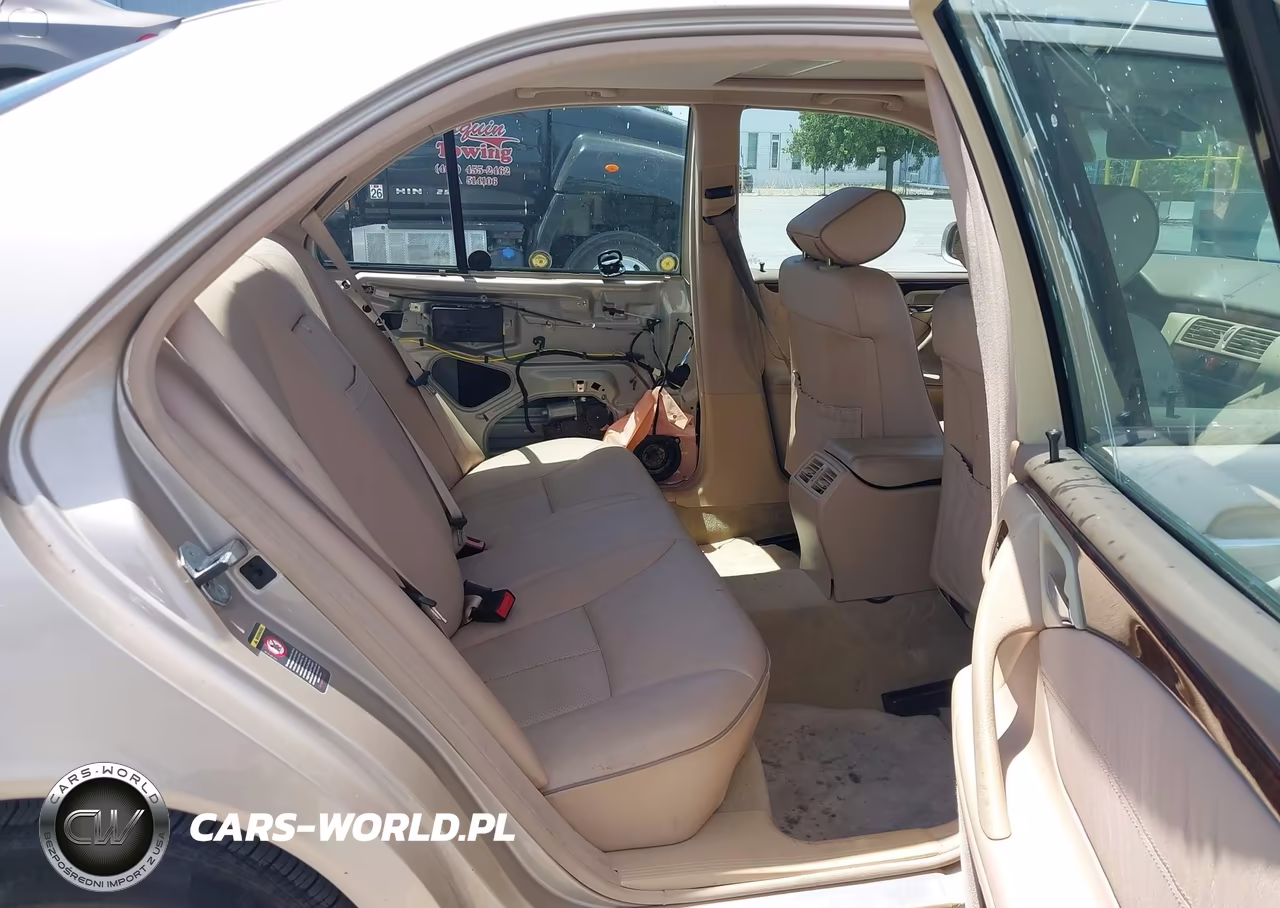 2000 Mercedes-Benz E 320 VIN:WDBJF65J9YB060316 - 8