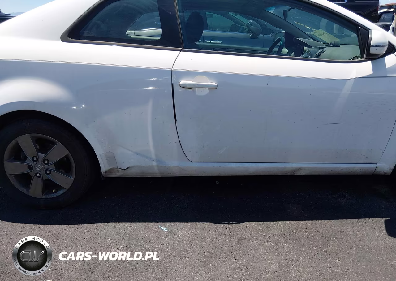 2011 Kia Forte Koup Ex VIN:KNAFU6A20B5330600 - 15