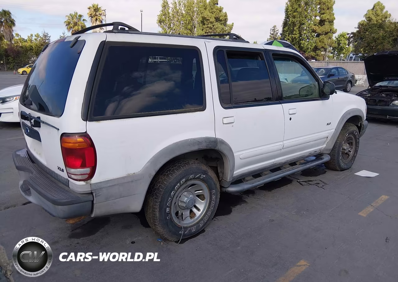 2000 Ford Explorer Xls VIN:1FMDU72X4YUB48757 - 4