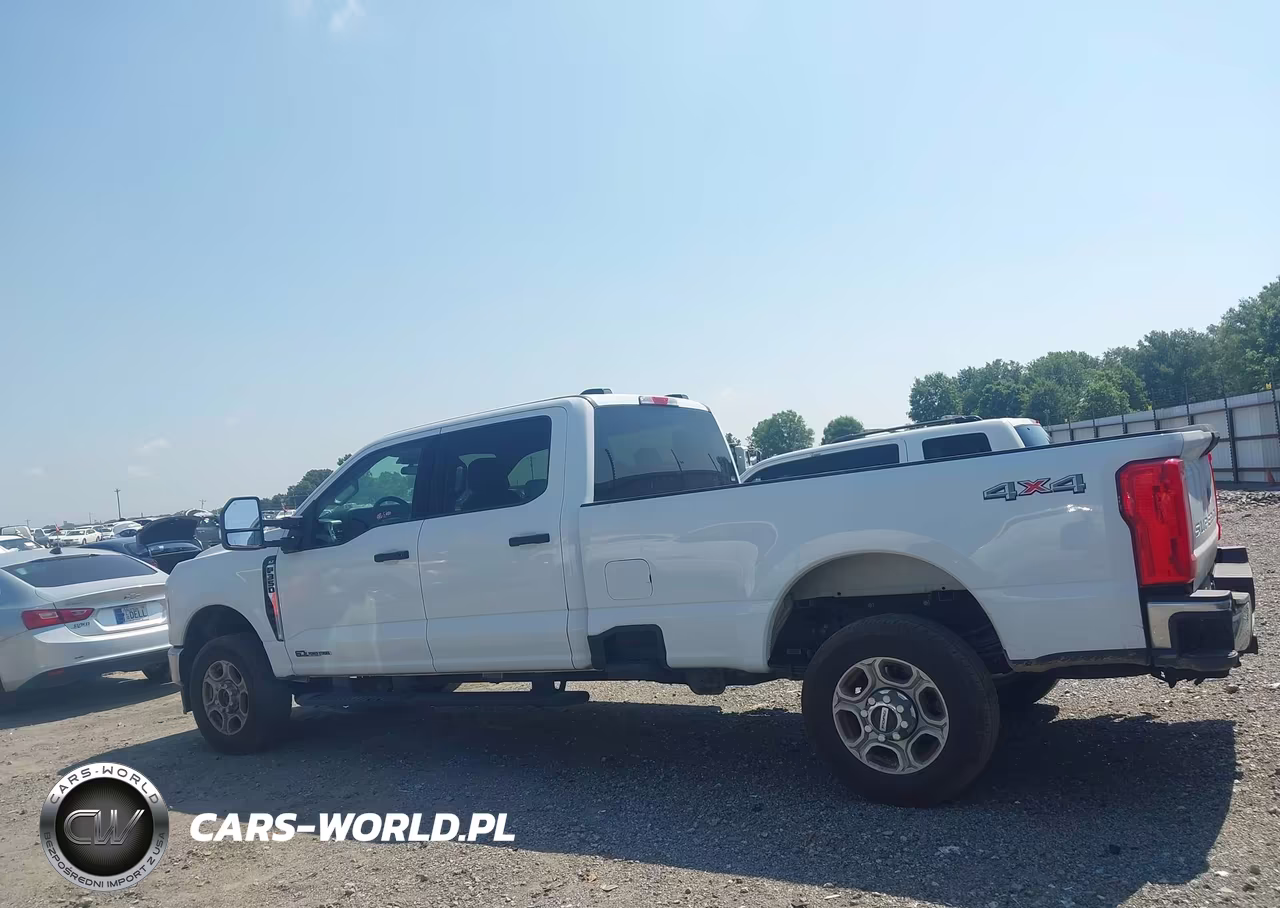 2026 Ford F-350 King Ranch-Lariat-Platinum-Xl-Xlt VIN:1FT8W3BT6TEC15450 - 14