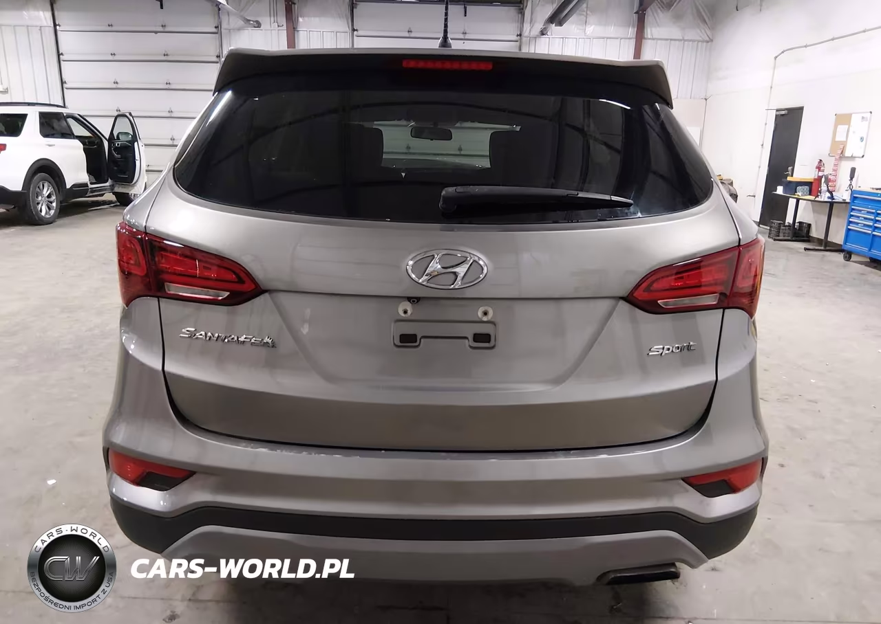 2018 Hyundai Santa Fe Sport 2.4L VIN:5NMZT3LB8JH070926 - 17