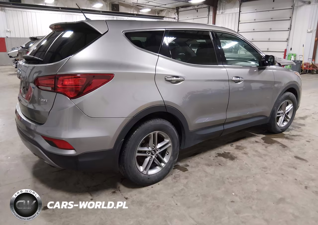 2018 Hyundai Santa Fe Sport 2.4L VIN:5NMZT3LB8JH070926 - 4