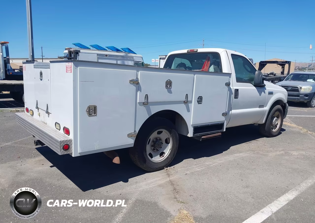 2007 Ford F-350 Chassis Xl-Xlt VIN:1FDWF34P87EB42946 - 4