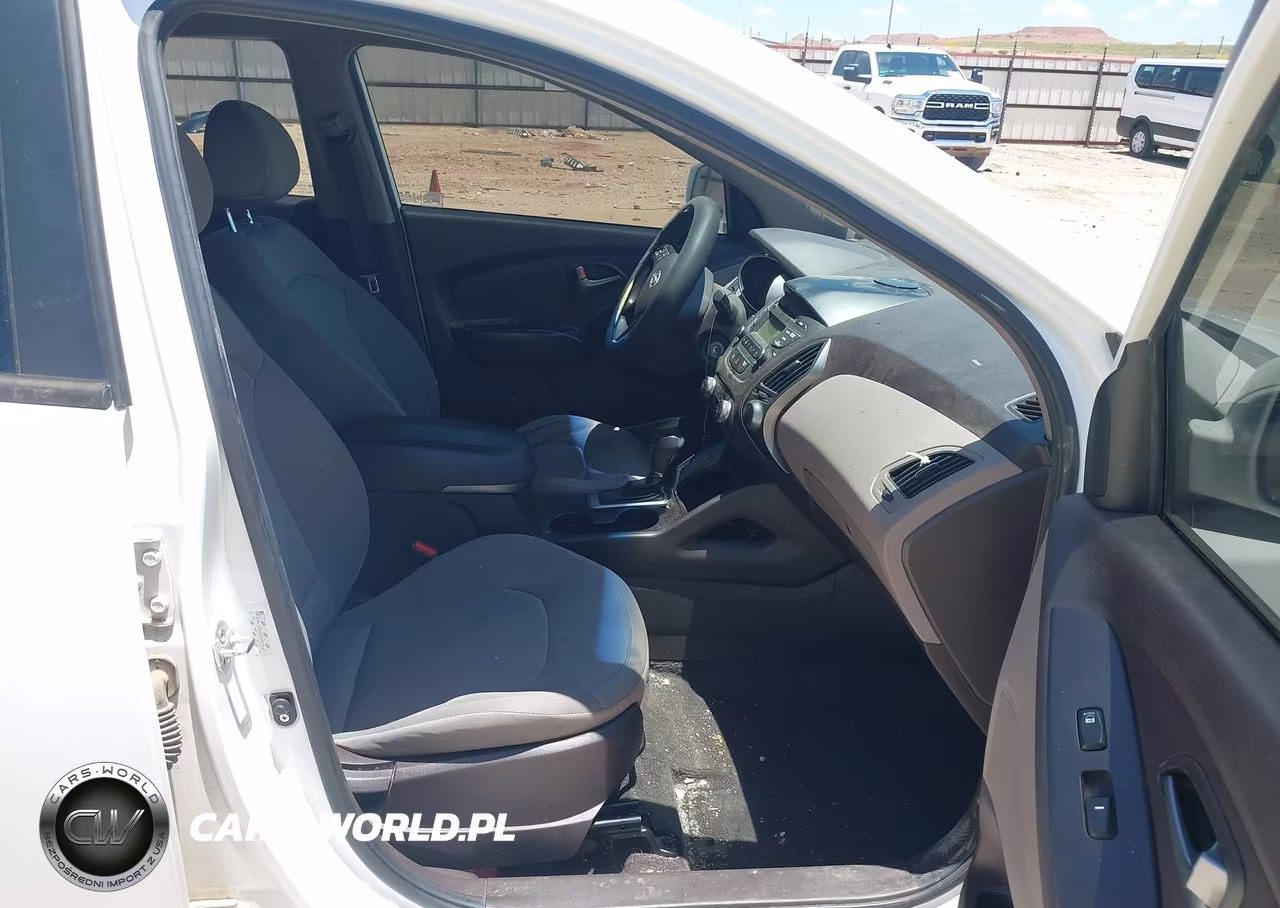 2015 Hyundai Tucson Gls VIN:KM8JTCAF2FU977167 - 5