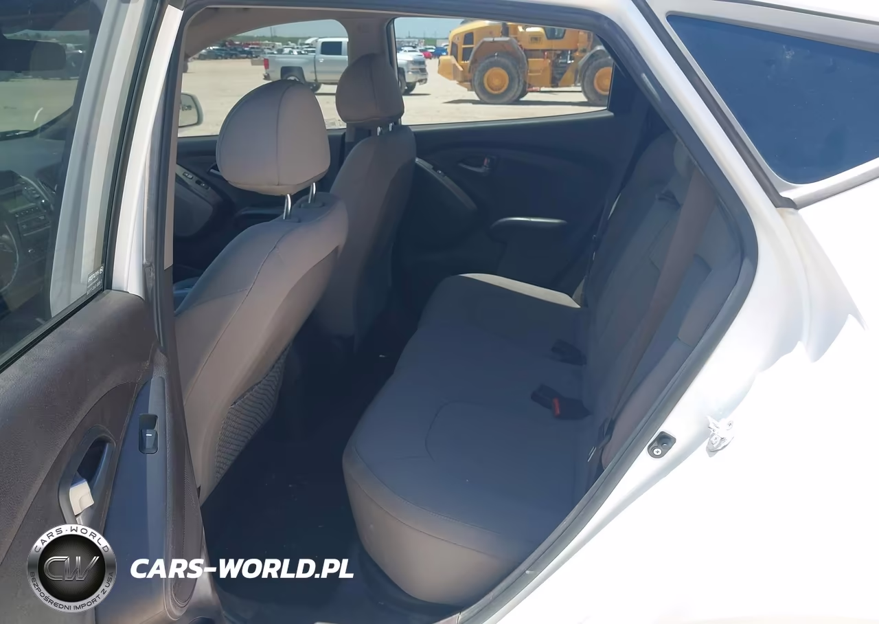 2015 Hyundai Tucson Gls VIN:KM8JTCAF2FU977167 - 8