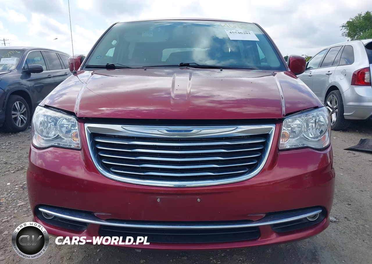2015 Chrysler Town & Country Touring VIN:2C4RC1BG7FR708341 - 13