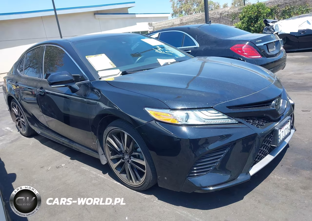 2020 Toyota Camry Xse – zdjęcie 1 z 18