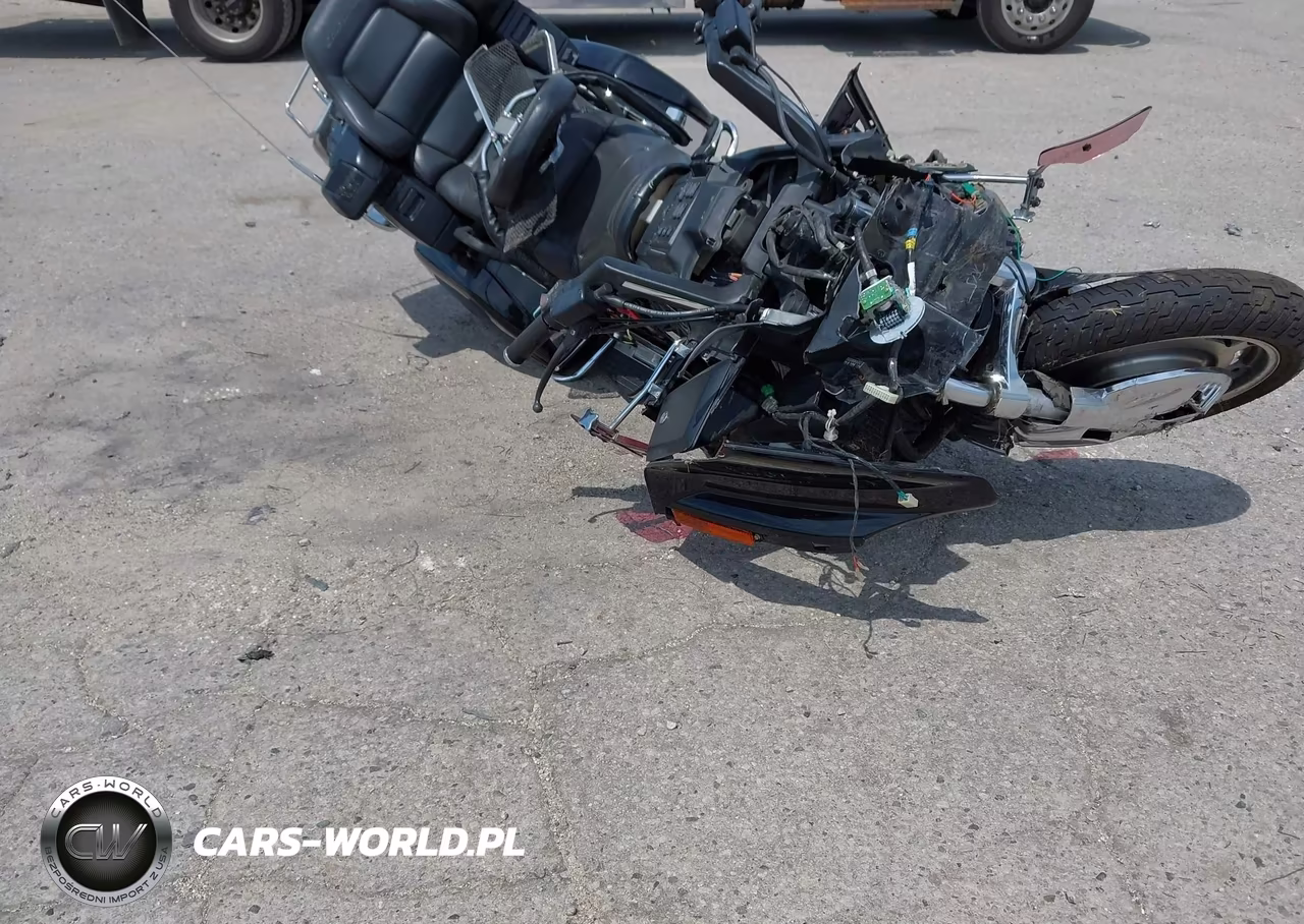 1999 Honda Gl1500 A