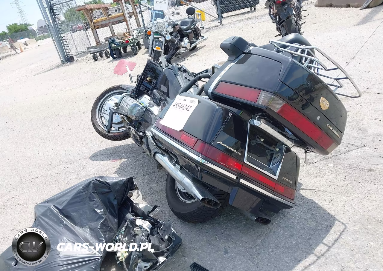 1999 Honda Gl1500 A VIN:1HFSC2208XA101368 - 3