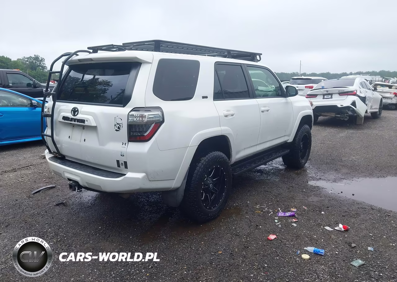 2018 Toyota 4Runner Sr5 VIN:JTEBU5JRXJ5558980 - 4