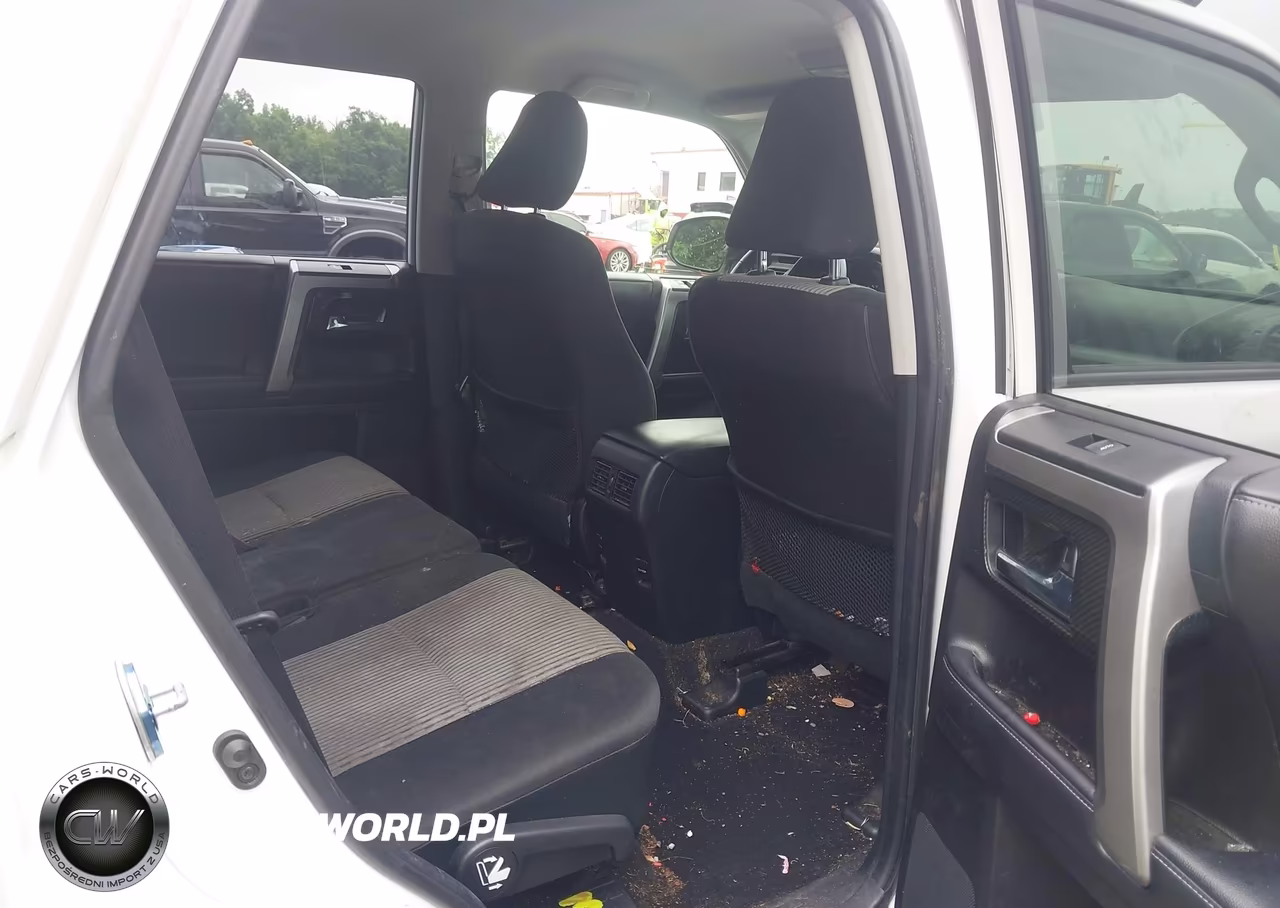 2018 Toyota 4Runner Sr5 VIN:JTEBU5JRXJ5558980 - 8