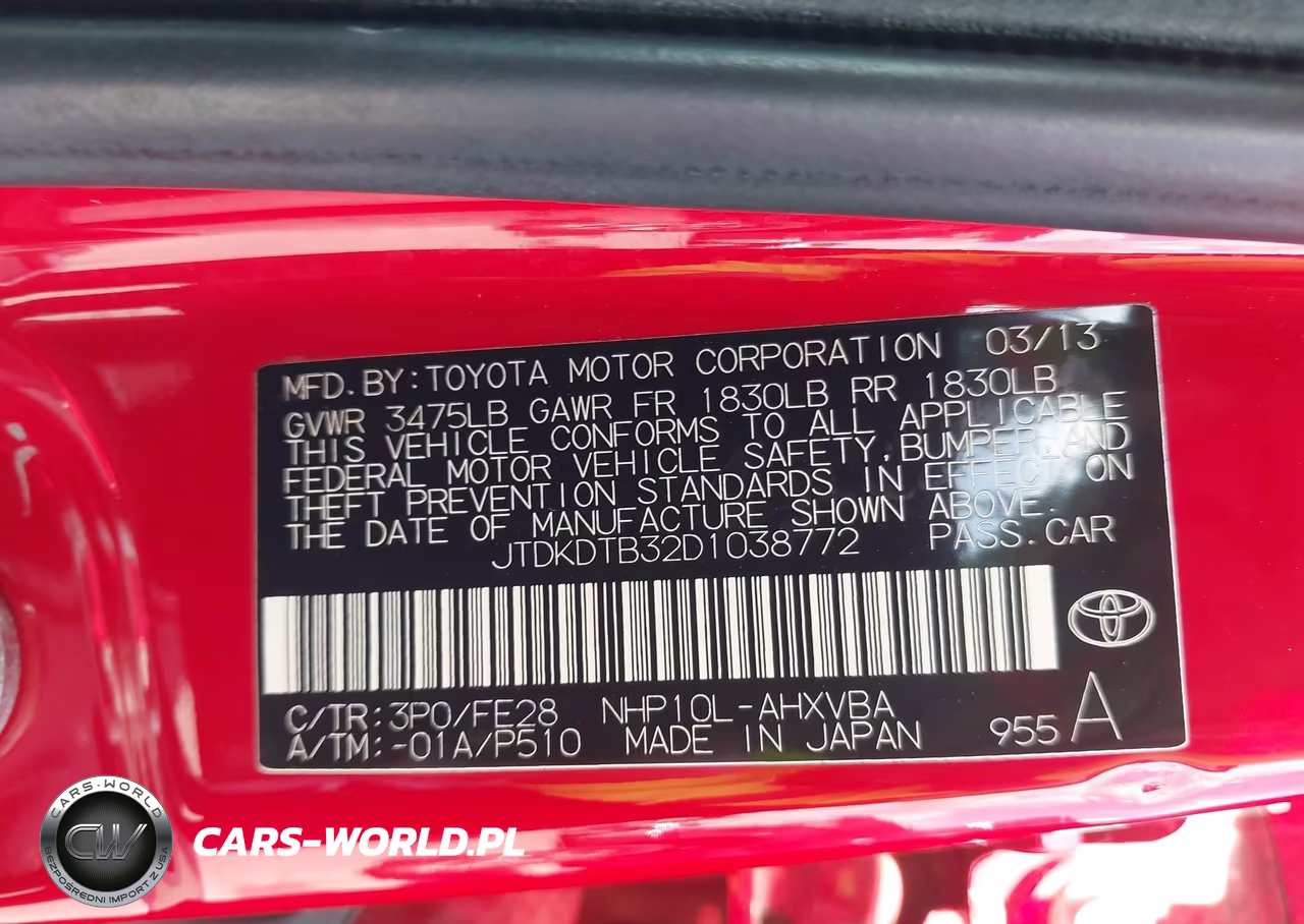 2013 Toyota Prius C One VIN:JTDKDTB32D1038772 - 9