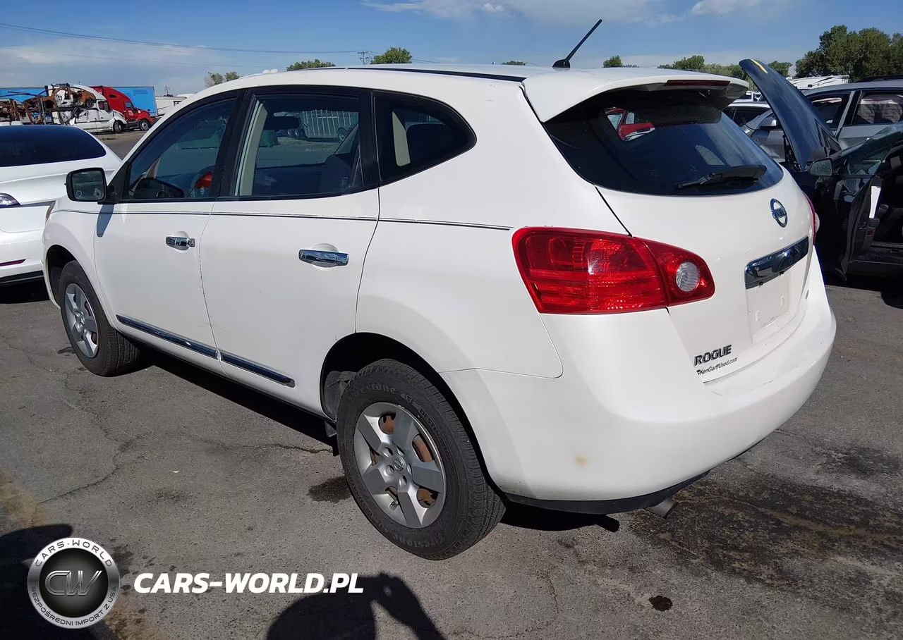 2013 Nissan Rogue S VIN:JN8AS5MV2DW642485 - 3