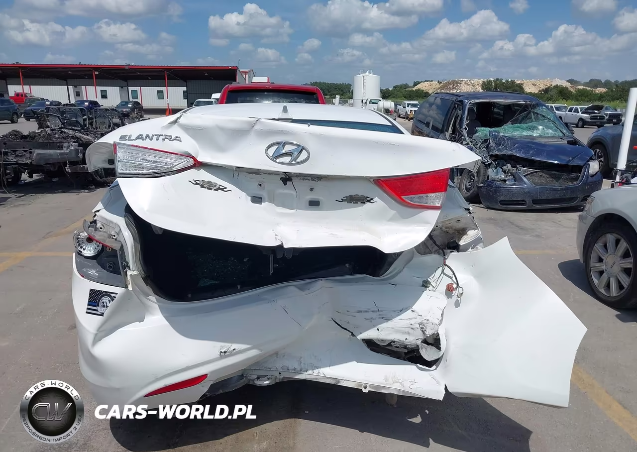 2013 Hyundai Elantra Gls VIN:5NPDH4AE8DH242667 - 17