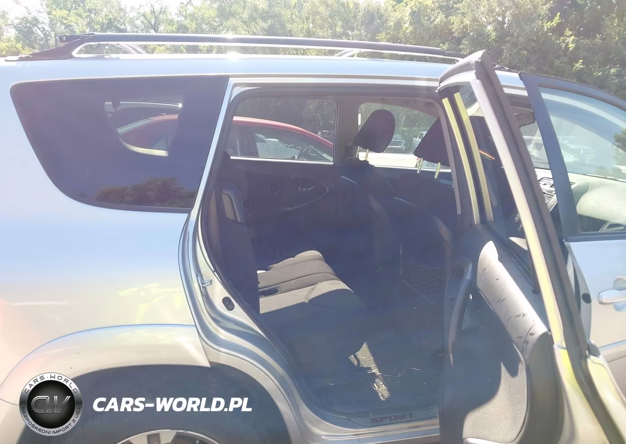 2011 Toyota Rav4 Sport VIN:JTMRF4DV0B5049112 - 8