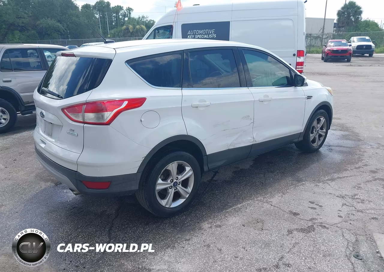 2014 Ford Escape Se VIN:1FMCU0GX8EUB55637 - 4