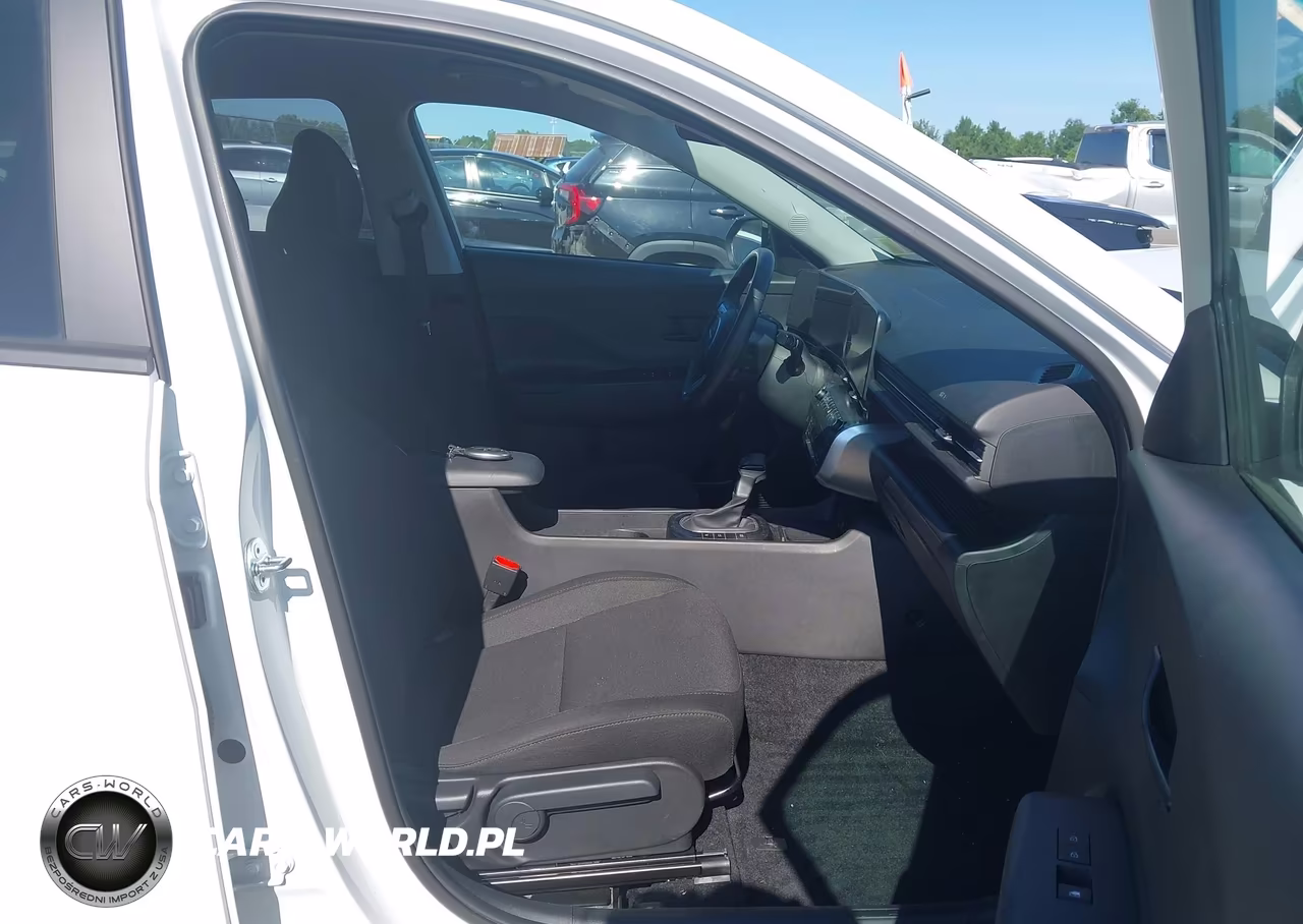 2026 Hyundai Kona Sel Sport VIN:KM8HFCAB7TU404604 - 5