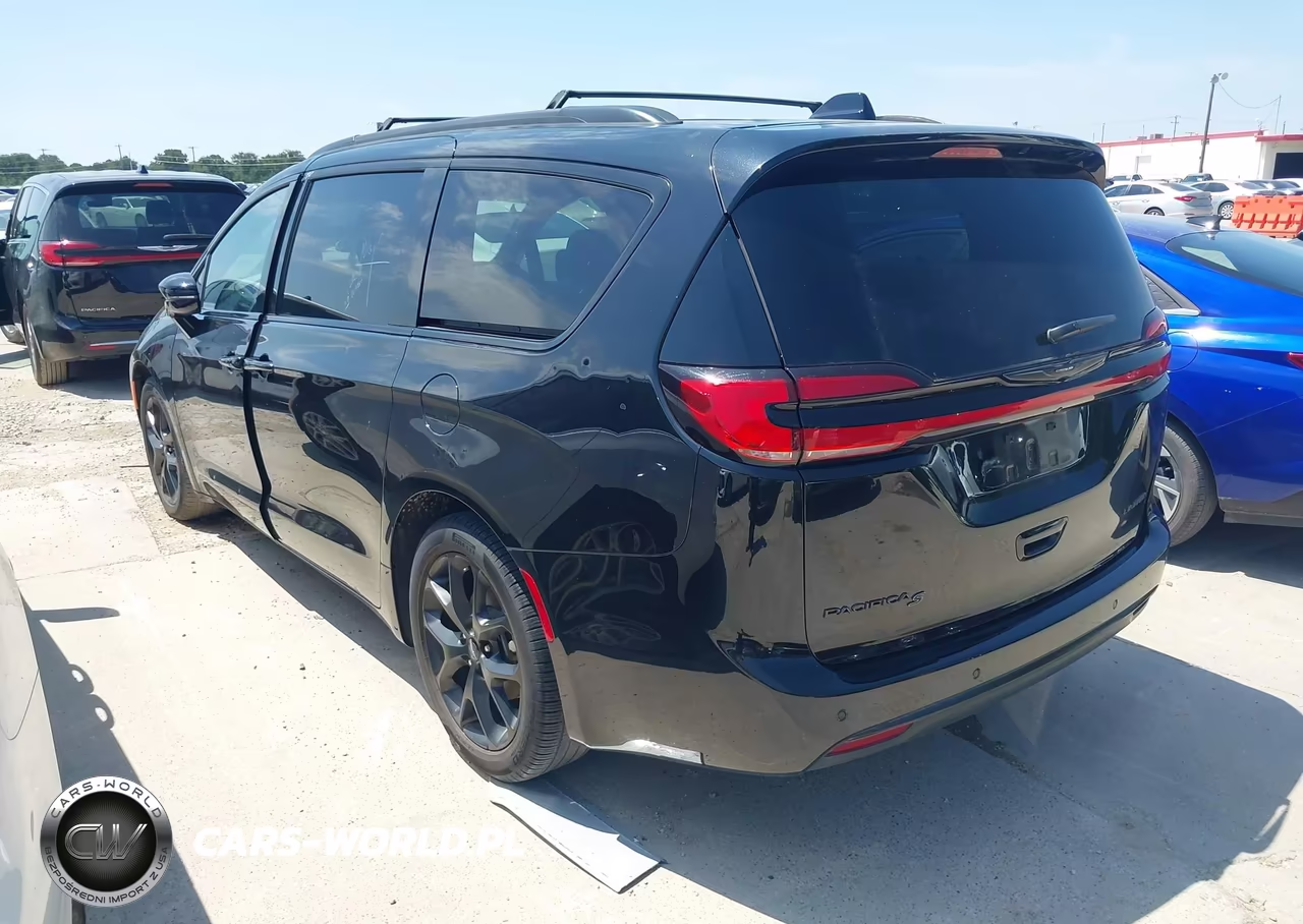 2025 Chrysler Pacifica Limited VIN:2C4RC1GG9SR515675 - 3