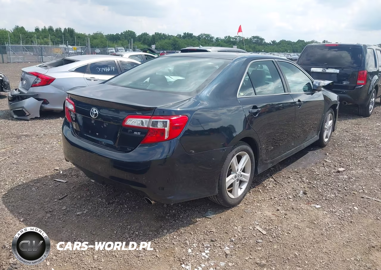 2014 Toyota Camry Se VIN:4T1BF1FK4EU422998 - 4