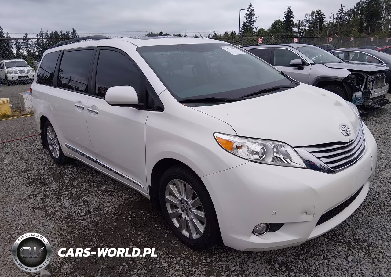2012 Toyota Sienna Limited 7 Passenger