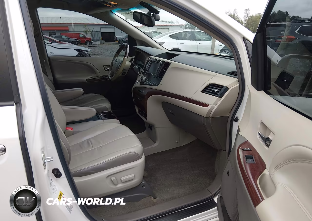 2012 Toyota Sienna Limited 7 Passenger VIN:5TDDK3DC3CS032153 - 17