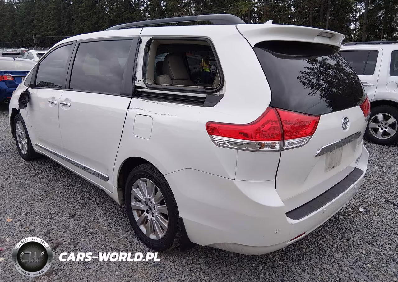 2012 Toyota Sienna Limited 7 Passenger VIN:5TDDK3DC3CS032153 - 3