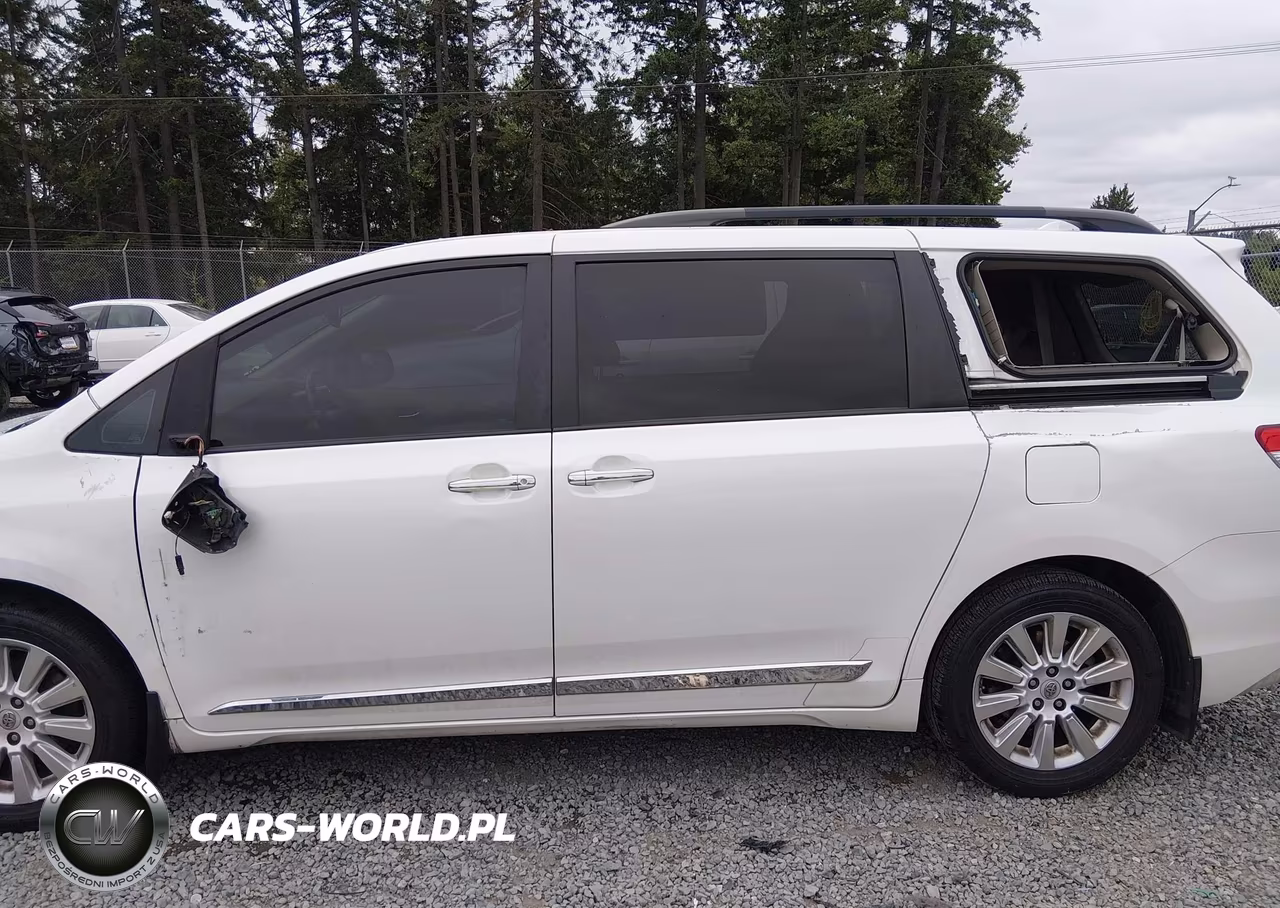 2012 Toyota Sienna Limited 7 Passenger VIN:5TDDK3DC3CS032153 - 6