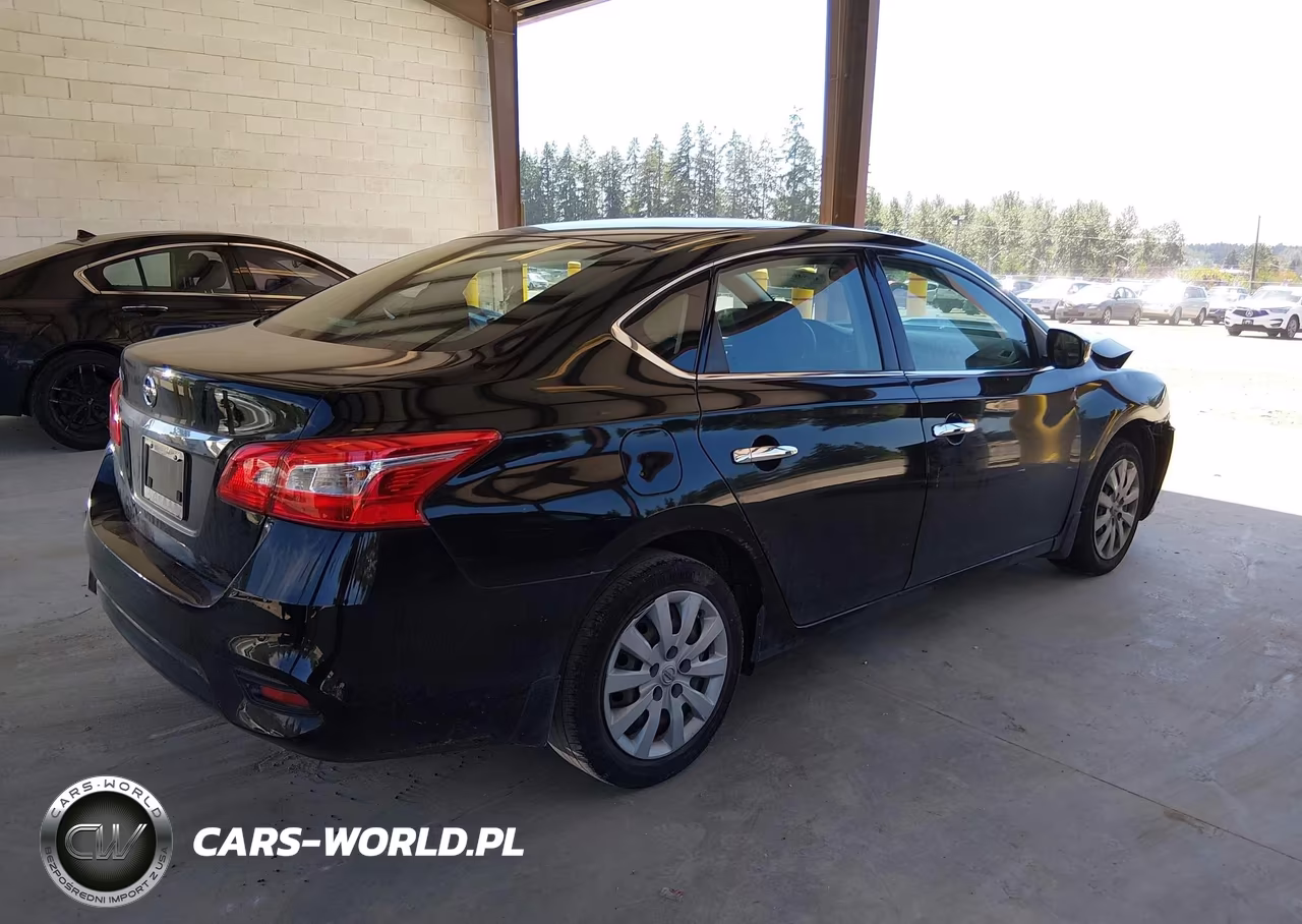 2017 Nissan Sentra S VIN:3N1AB7AP3HY399705 - 4