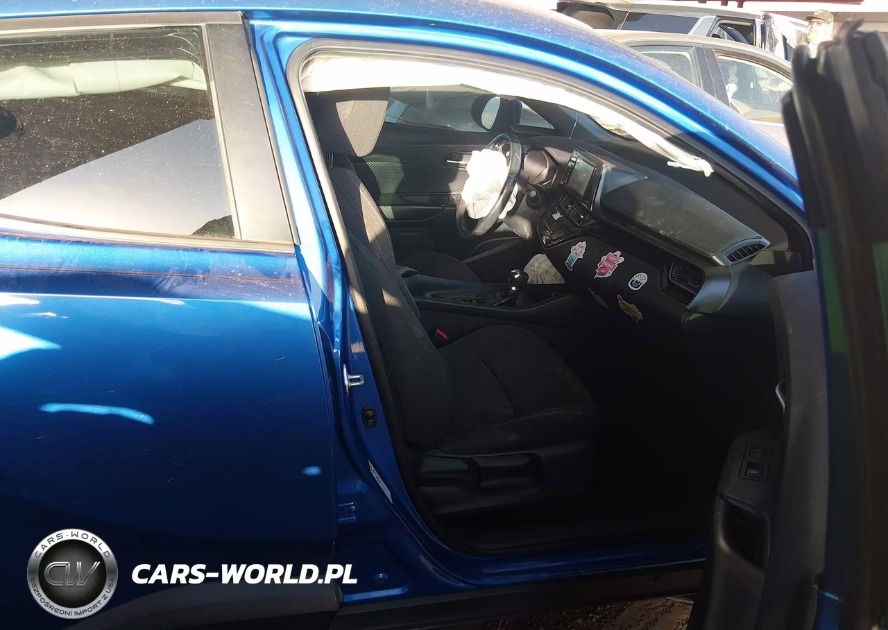 2018 Toyota C-Hr Xle Premium VIN:NMTKHMBX8JR049155 - 5