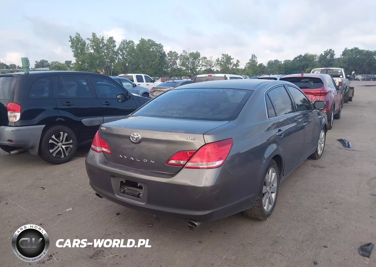 2005 Toyota Avalon Xls VIN:4T1BK36BX5U049005 - 4