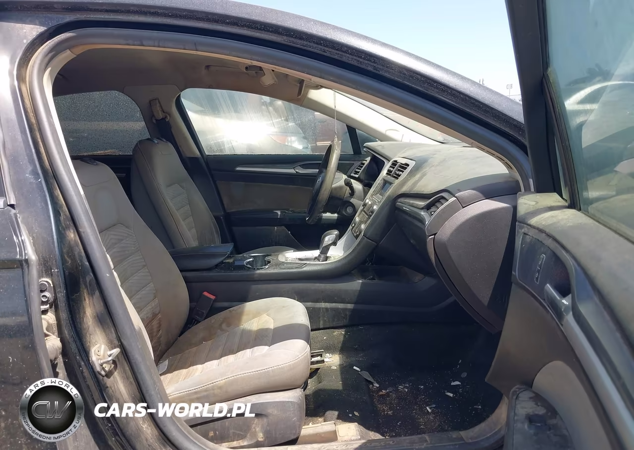 2016 Ford Fusion S VIN:3FA6P0G78GR202657 - 5