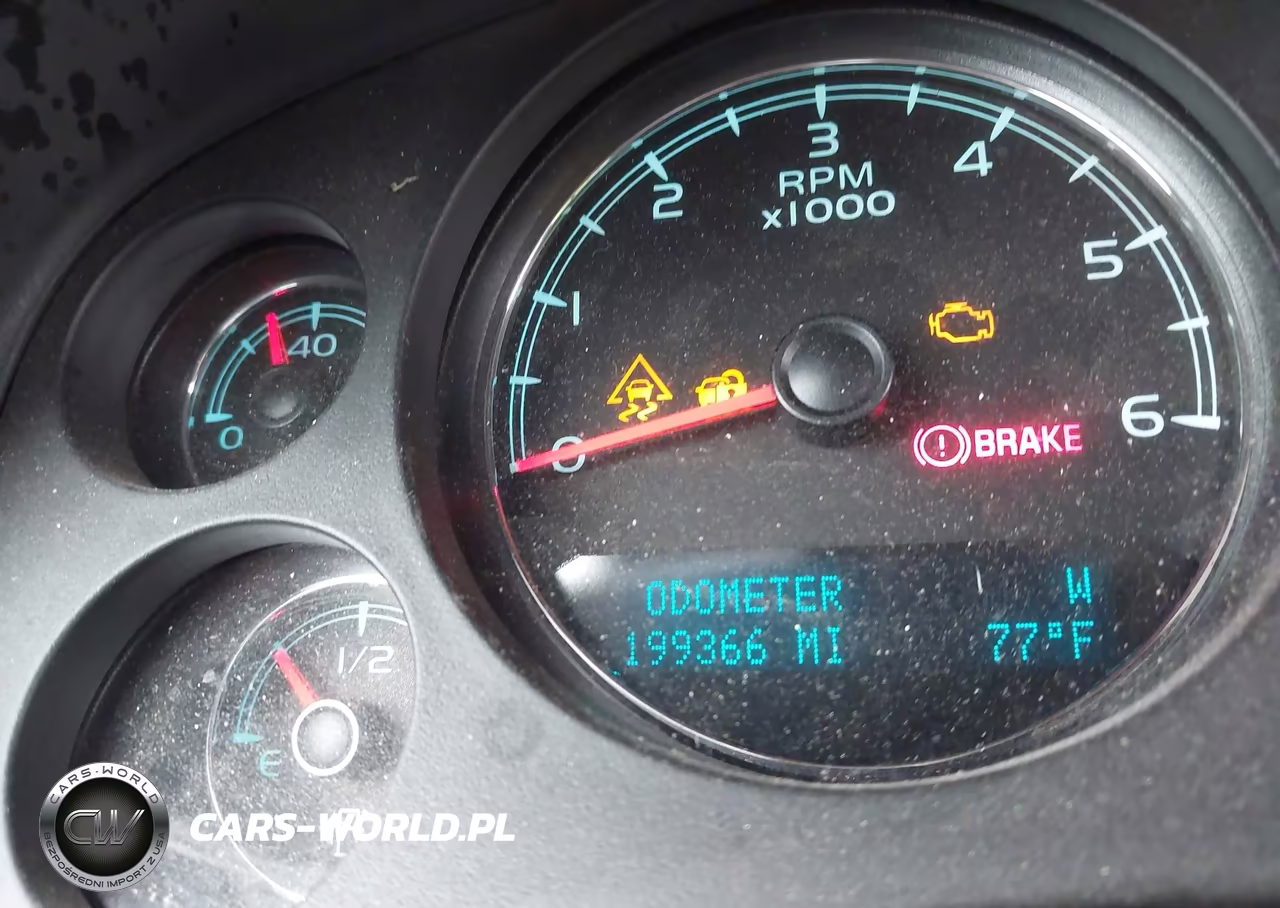 2011 Chevrolet Tahoe Ls VIN:1GNSCAE01BR146122 - 7