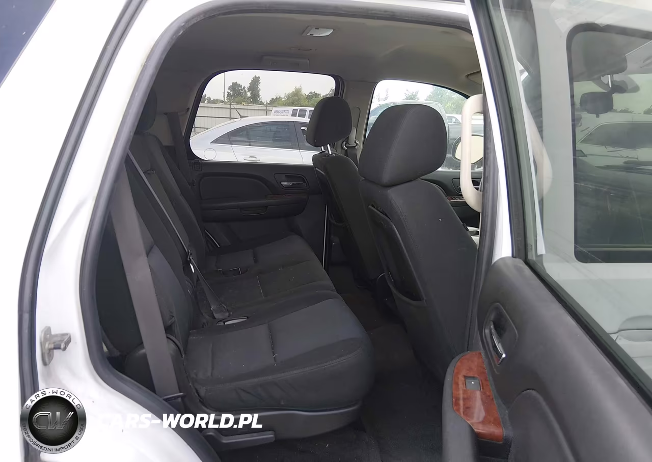 2011 Chevrolet Tahoe Ls VIN:1GNSCAE01BR146122 - 8