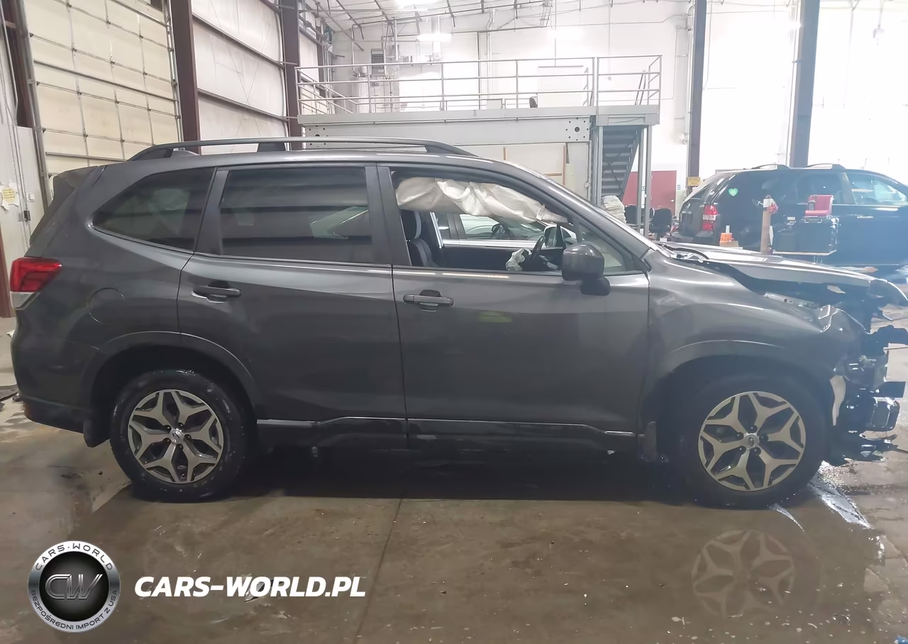 2020 Subaru Forester Premium VIN:JF2SKAJC3LH485677 - 14