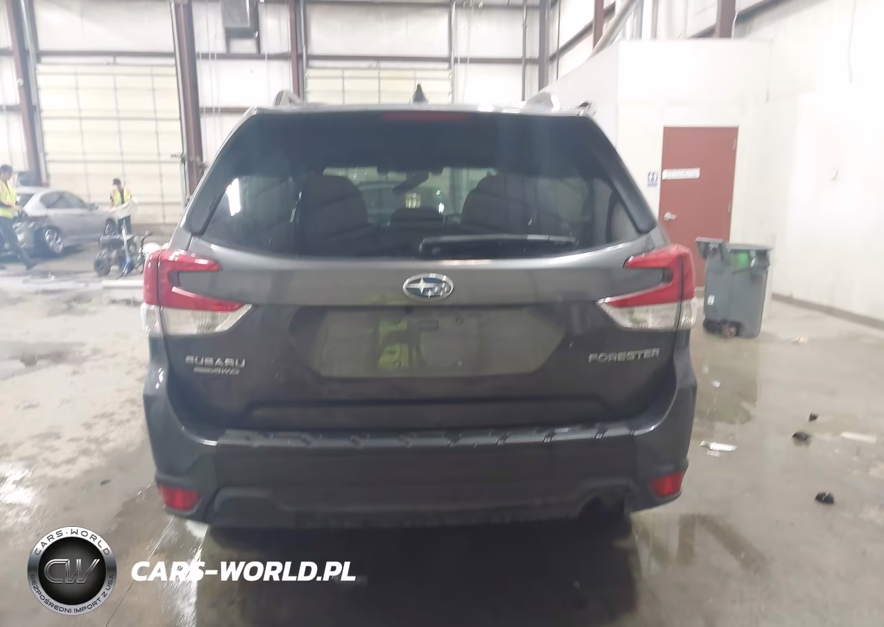 2020 Subaru Forester Premium VIN:JF2SKAJC3LH485677 - 17