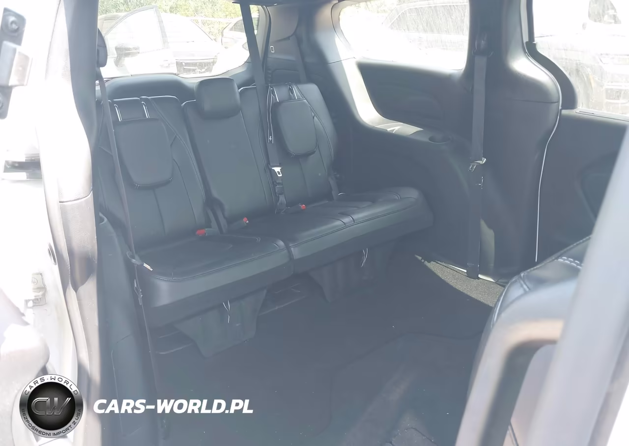 2025 Chrysler Pacifica Select VIN:2C4RC1BG0SR513188 - 8
