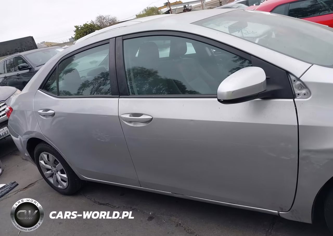 2016 Toyota Corolla Le VIN:5YFBURHE5GP416840 - 14
