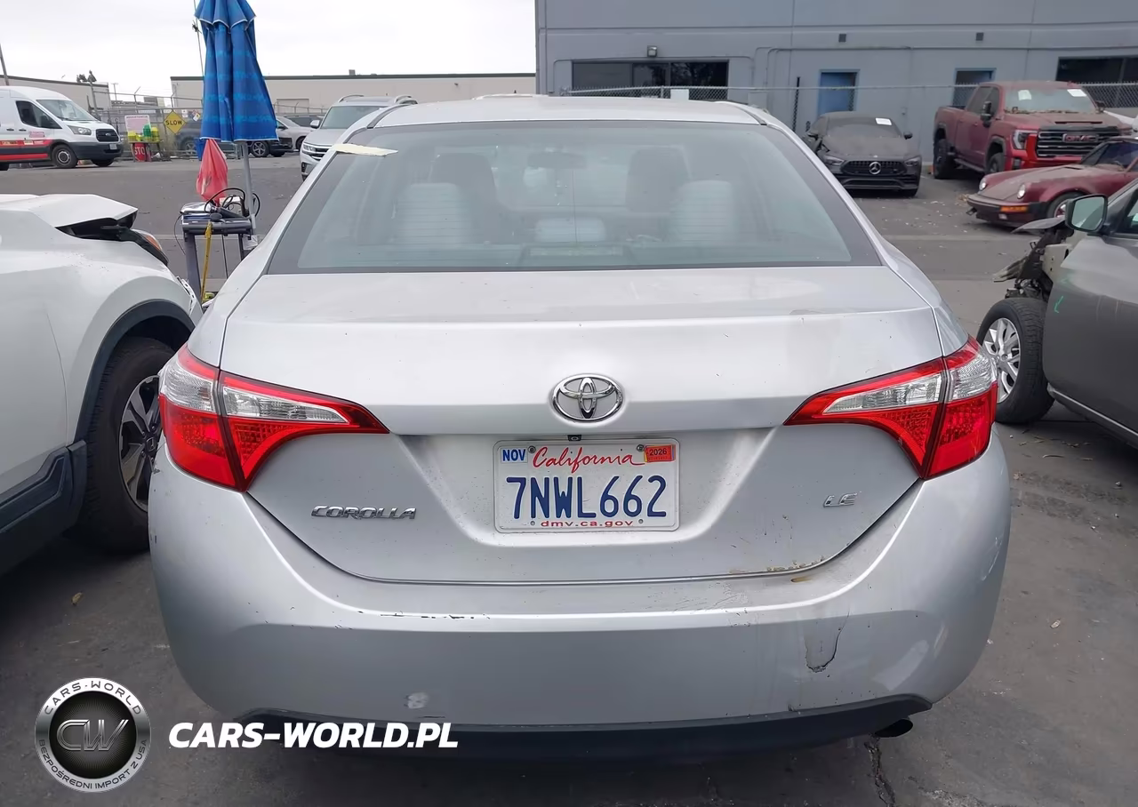 2016 Toyota Corolla Le VIN:5YFBURHE5GP416840 - 17