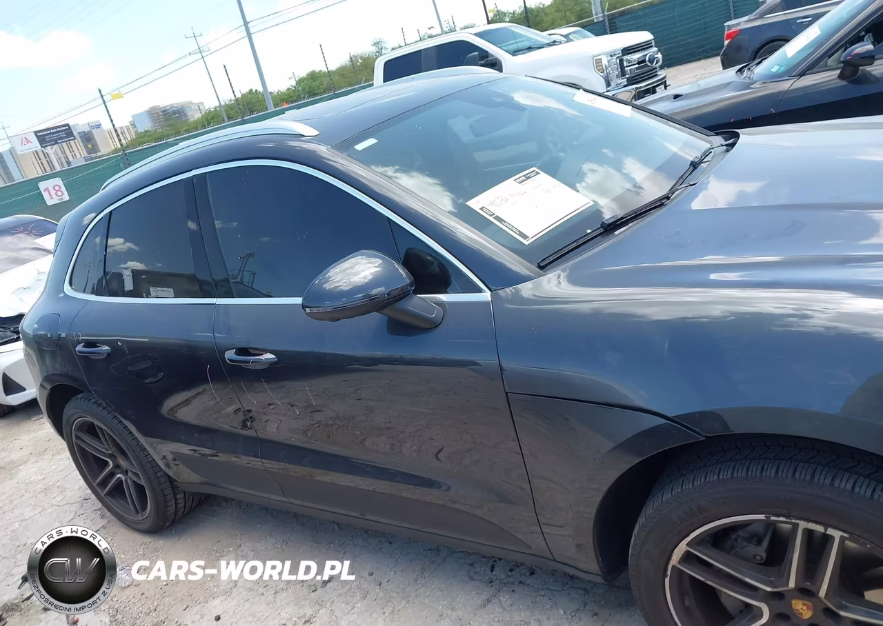 2020 Porsche Macan S VIN:WP1AB2A54LLB36525 - 14