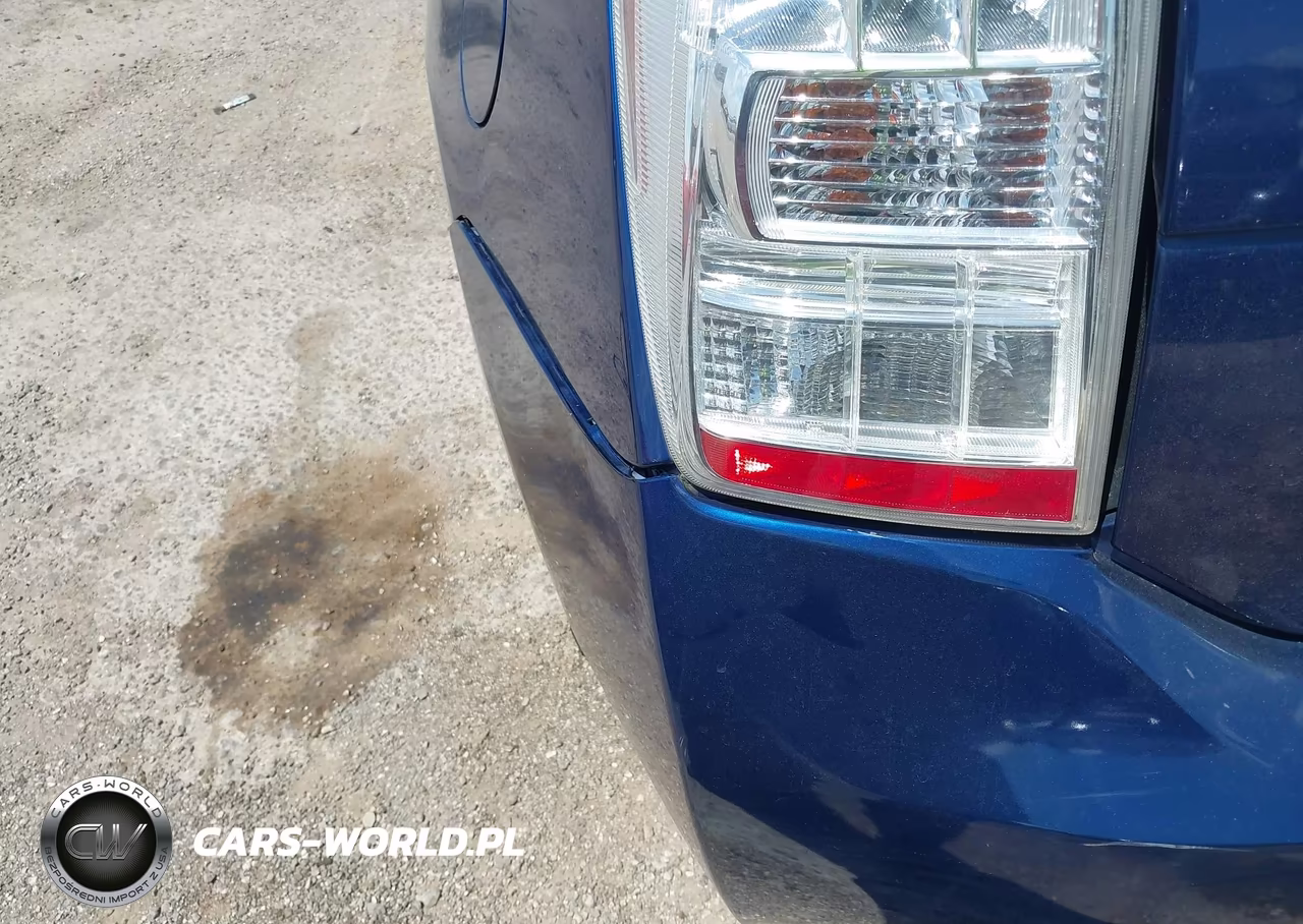 2011 Toyota Prius Two VIN:JTDKN3DU6B1435742 - 6