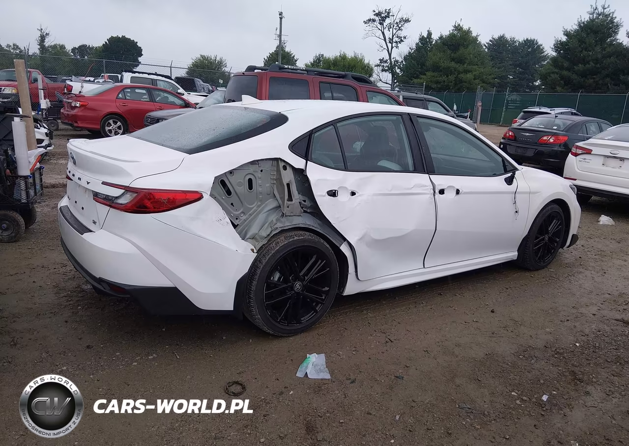 2026 Toyota Camry Se VIN:4T1DAACK3TU657305 - 4