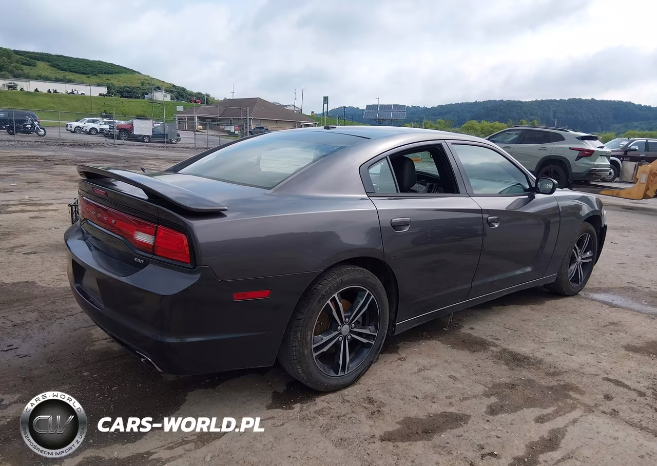 2014 Dodge Charger Sxt Plus VIN:2C3CDXJG3EH141383 - 4