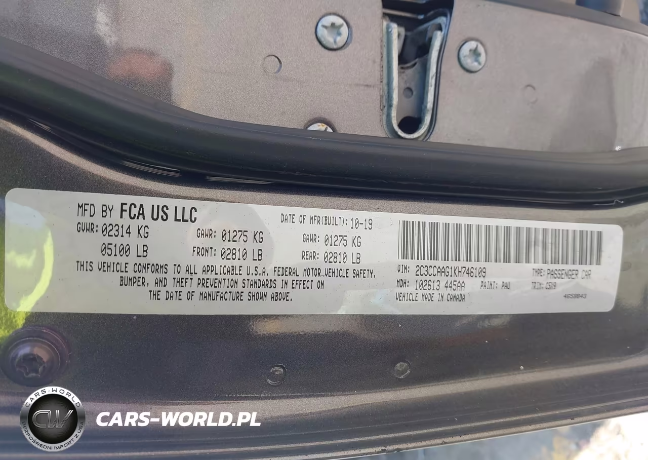 2019 Chrysler 300 Touring VIN:2C3CCAAG1KH746109 - 9
