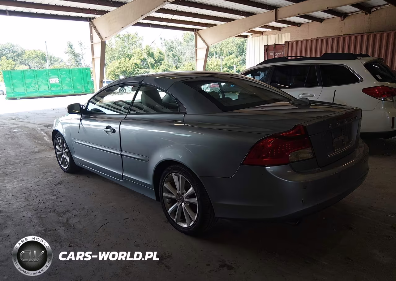 2011 Volvo C70 T5 (Fleet Only)-T5 (Retail Only) VIN:YV1672MC1BJ115266 - 3